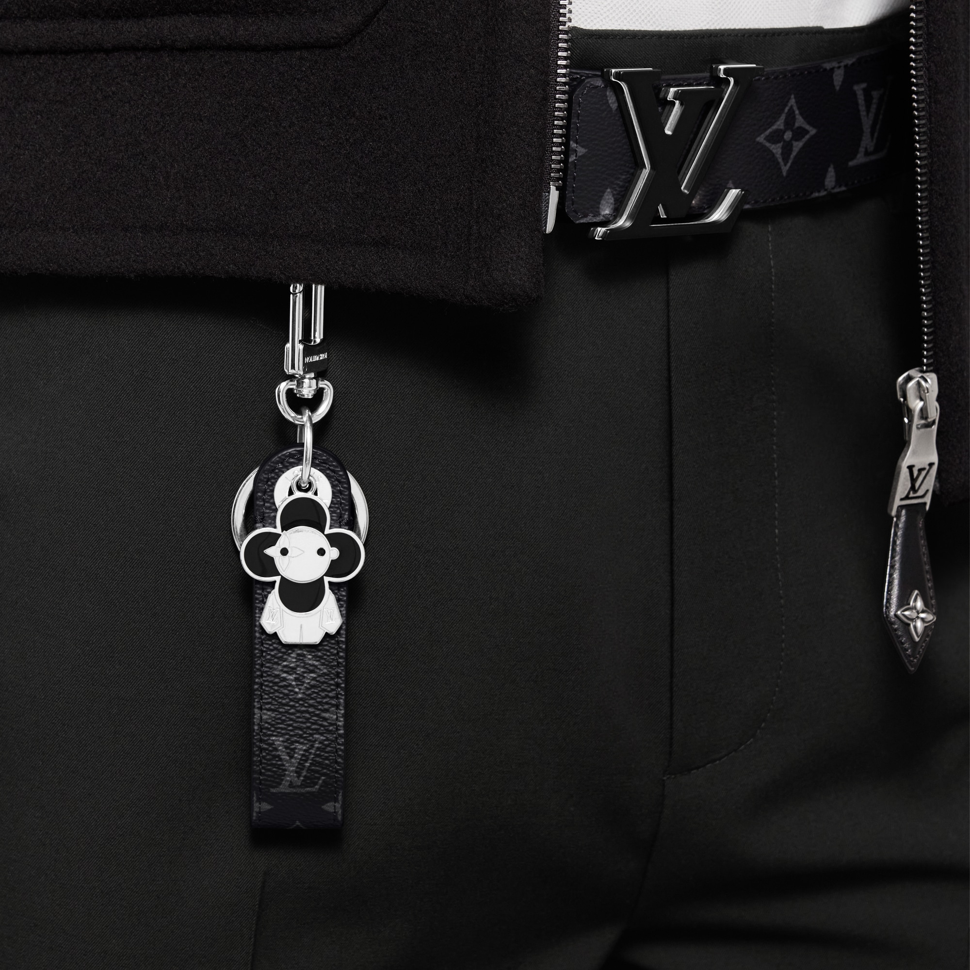 Vivienne Dragonne Key Holder and Bag Charm S00 - Men